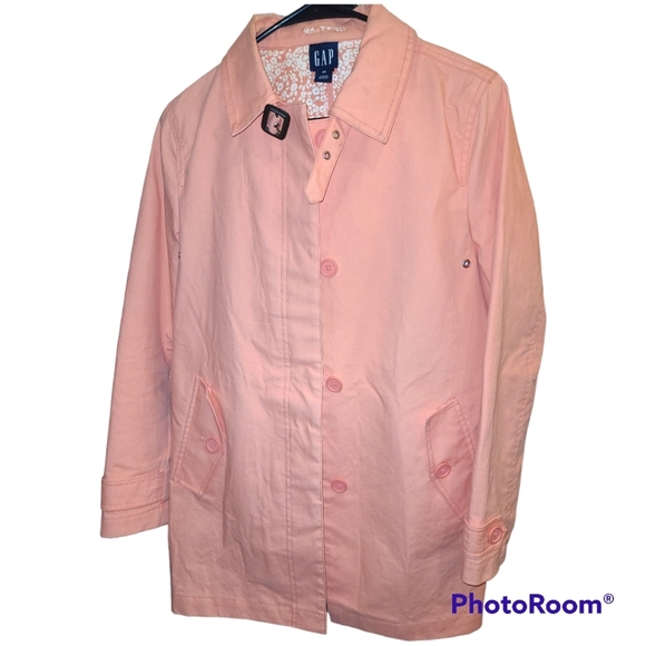Jacket Gap Coral Button Up - Picture 1 of 12